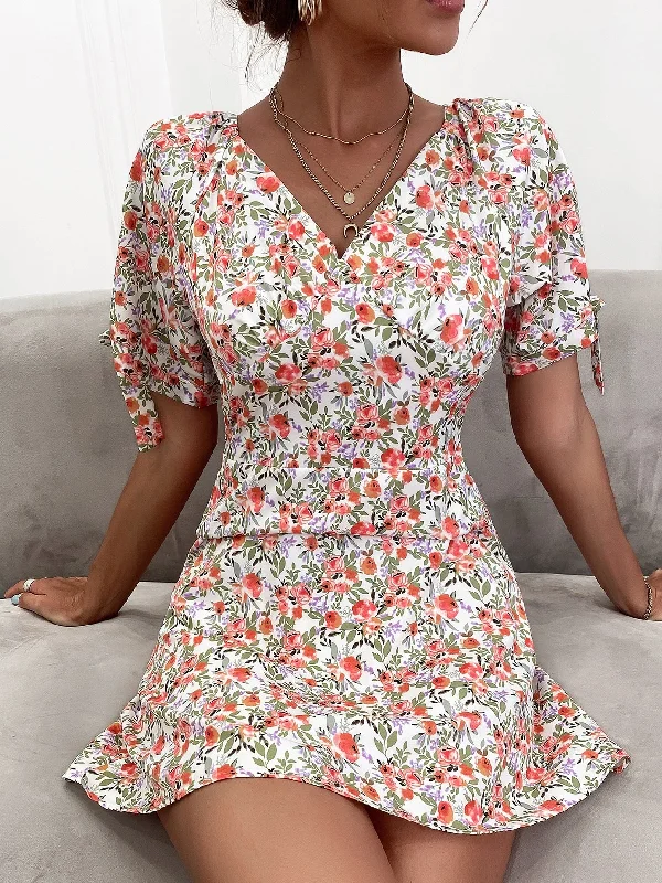 All Over Print Knot Short Sleeve V Neck Flared High Waist Mini Dress