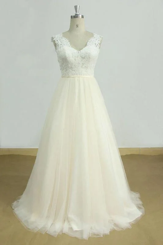 Bridelily Graceful V-neck Lace Tulle A-line Wedding Dress