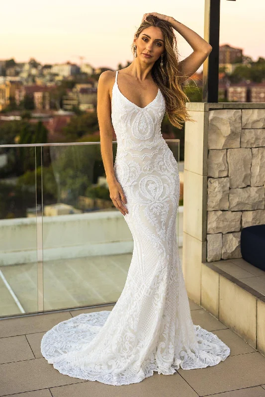 AMIYA Gown - White